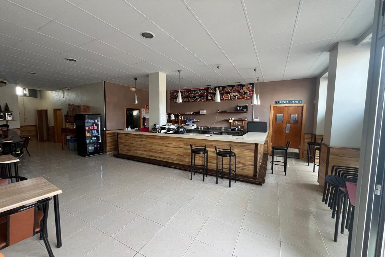 Deltebre, TAR 43580 - - - Interior Photo - Image 1 of 2