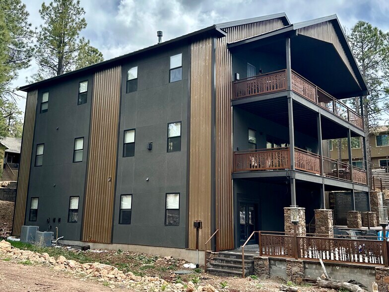 3295 S Gila Dr, Flagstaff, AZ à vendre - Photo du bâtiment - Image 3 de 17