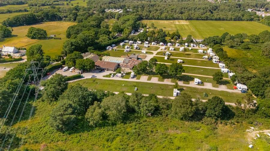 Ringwood Rd, Ringwood à vendre Photo du bâtiment- Image 1 de 9