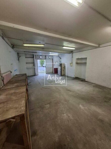Bureau dans Varennes-sur-Seine à vendre - Photo intérieure - Image 3 de 3