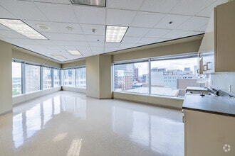 1 W 3rd St, Tulsa, OK for lease Interior Photo- Image 2 of 5