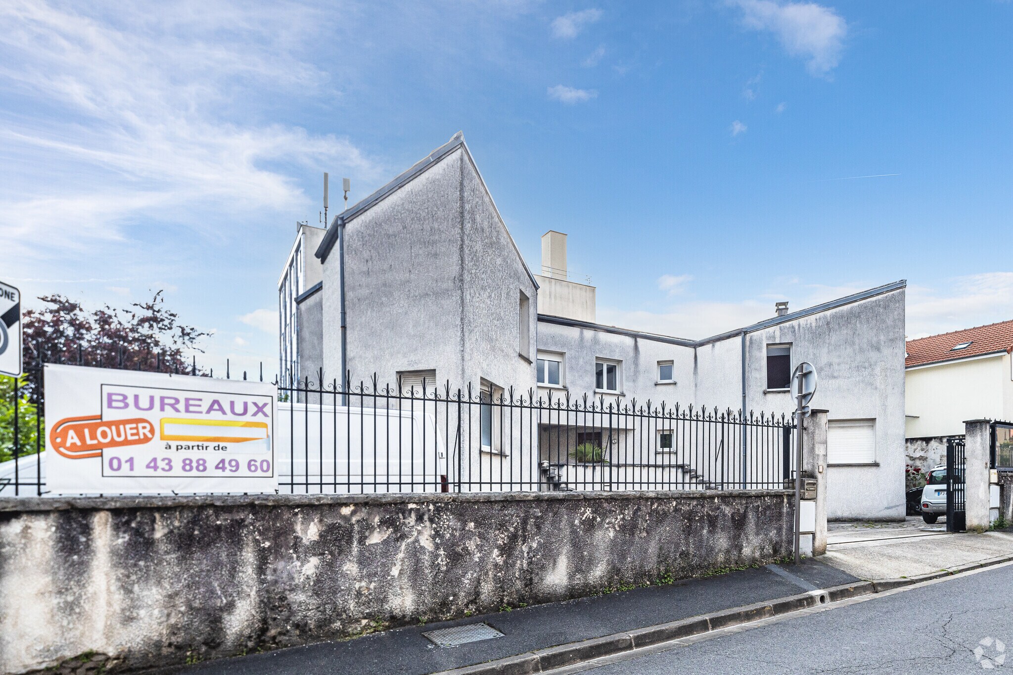 1 Rue De La Garenne, Bry-sur-Marne à louer Photo du bâtiment- Image 1 de 3