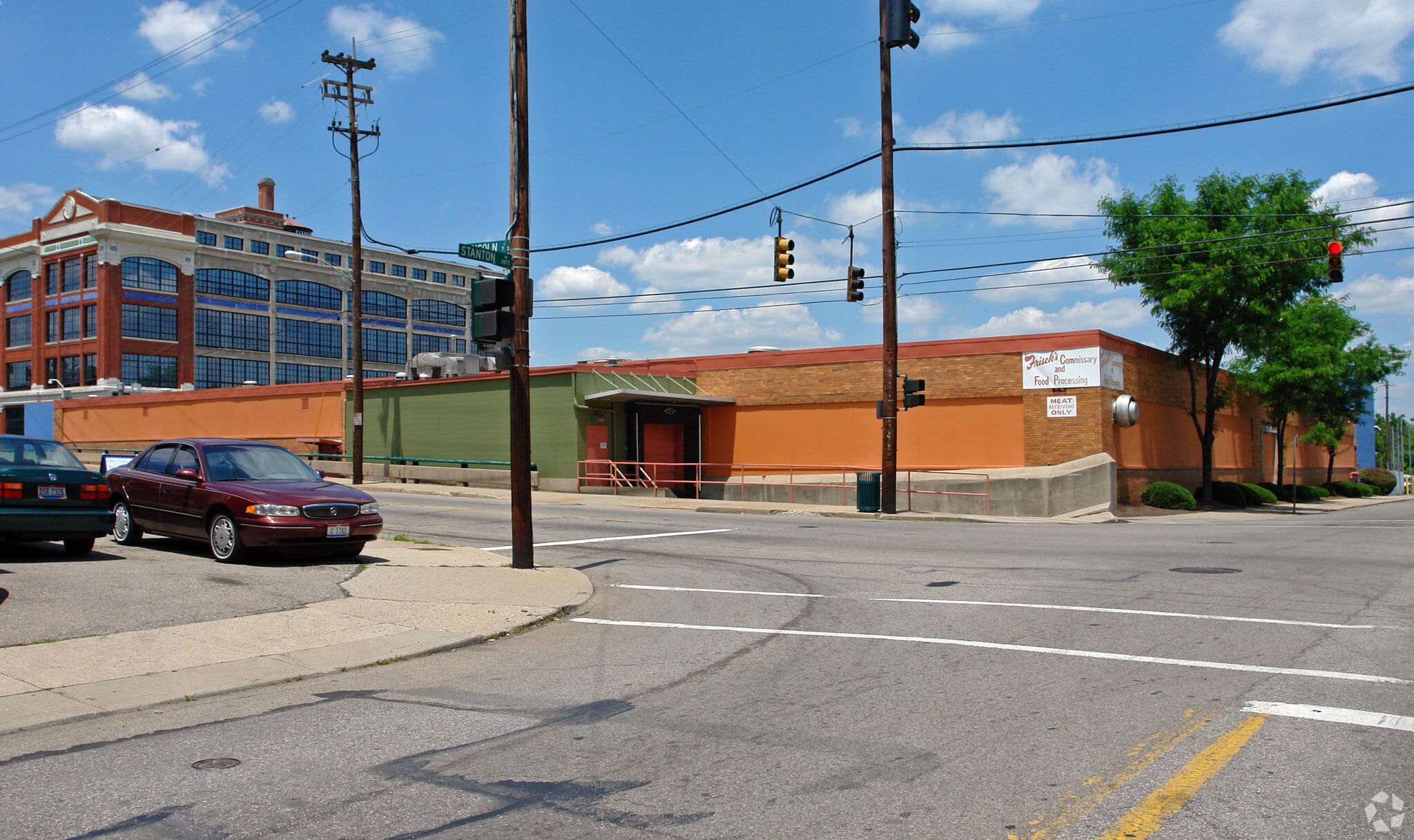 3011 Stanton Ave, Cincinnati, OH for lease Primary Photo- Image 1 of 26