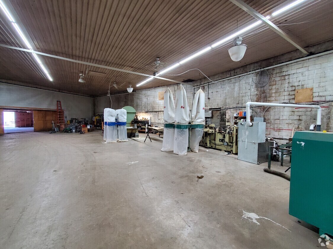 1408 Glenn Ave, Kannapolis, NC for lease Interior Photo- Image 1 of 4