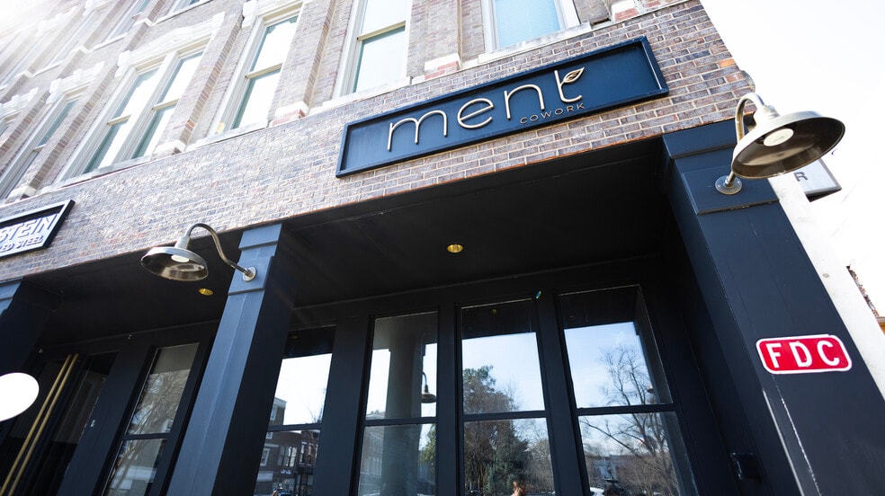 911 College St, Bowling Green, KY for lease - Building Photo - Image 1 of 15