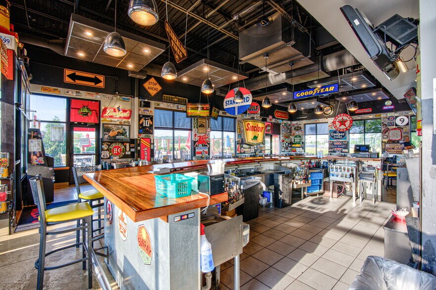 4325 Maine Ave SE, Rochester, MN à vendre - Photo intérieure - Image 3 de 25