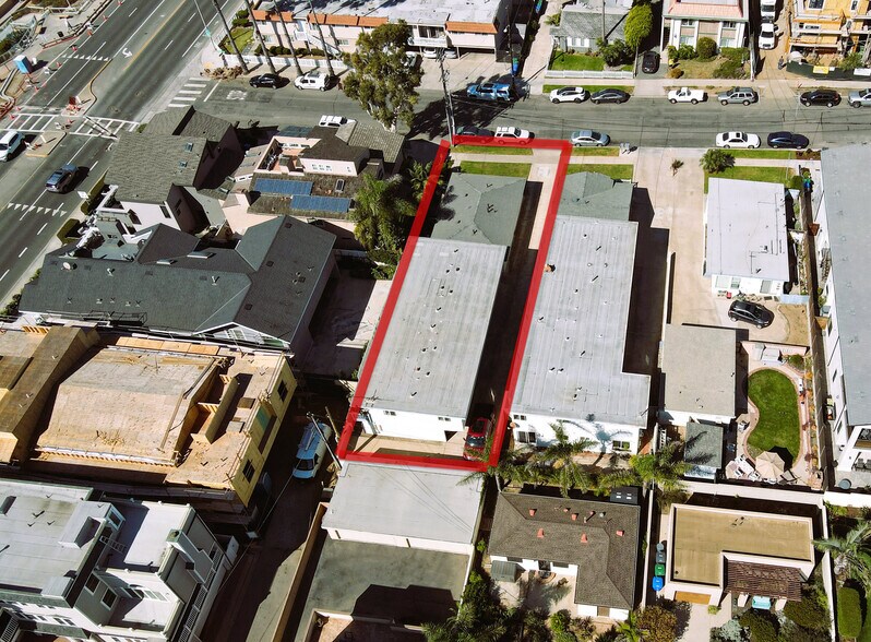 141 Cherry Ave, Carlsbad, CA à vendre - Photo du bâtiment - Image 2 de 11