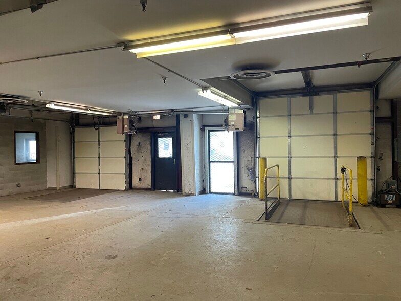 822 W Wilson Ave, Chicago, IL à louer - Photo intérieure - Image 3 de 19