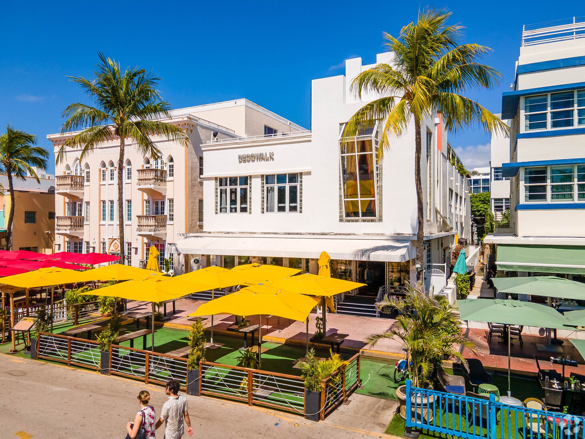 928 Ocean Dr, Miami Beach, FL for lease Primary Photo- Image 1 of 7