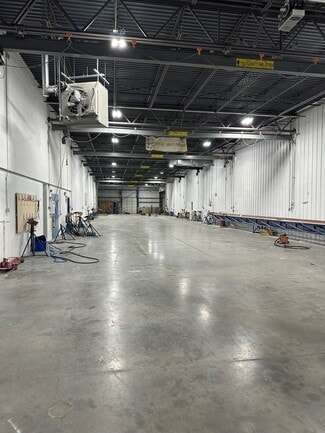 Plus de détails pour 33 Broadcommon Rd, Bristol, RI - Industriel à louer