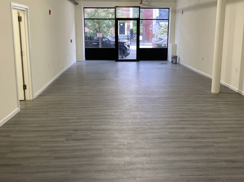 344 Communipaw Ave, Jersey City, NJ à louer - Photo du bâtiment - Image 2 de 10