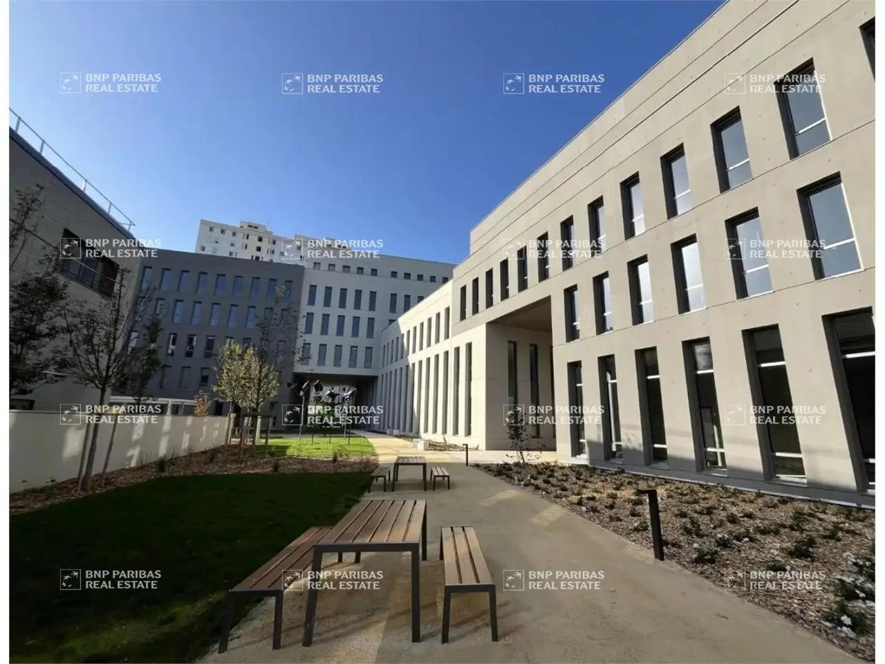 Bureau dans Villeurbanne à vendre Photo du bâtiment- Image 1 de 23