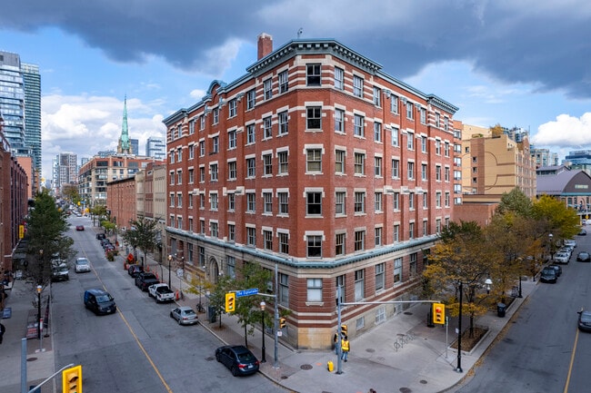 Plus de détails pour 3 Church St, Toronto, ON - Bureau à louer