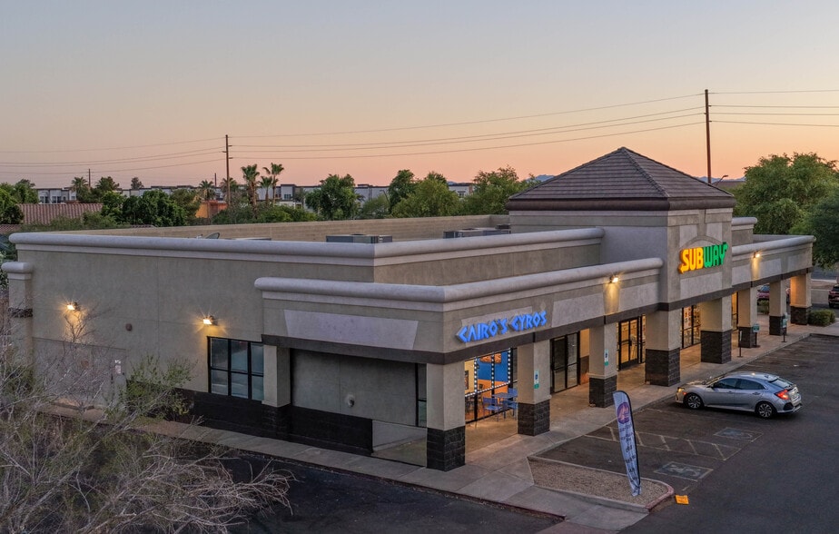 1561 N Cooper Rd, Gilbert, AZ à vendre - Photo du bâtiment - Image 3 de 6