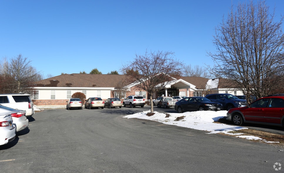 5 Care Ln, Saratoga Springs, NY for lease - Building Photo - Image 2 of 20