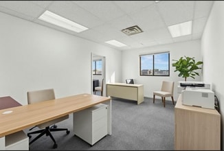 2357 83rd St, East Elmhurst, NY for lease Interior Photo- Image 2 of 5