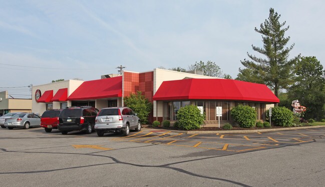 Plus de détails pour 7706 Beechmont Ave, Cincinnati, OH - Commerce de détail à louer