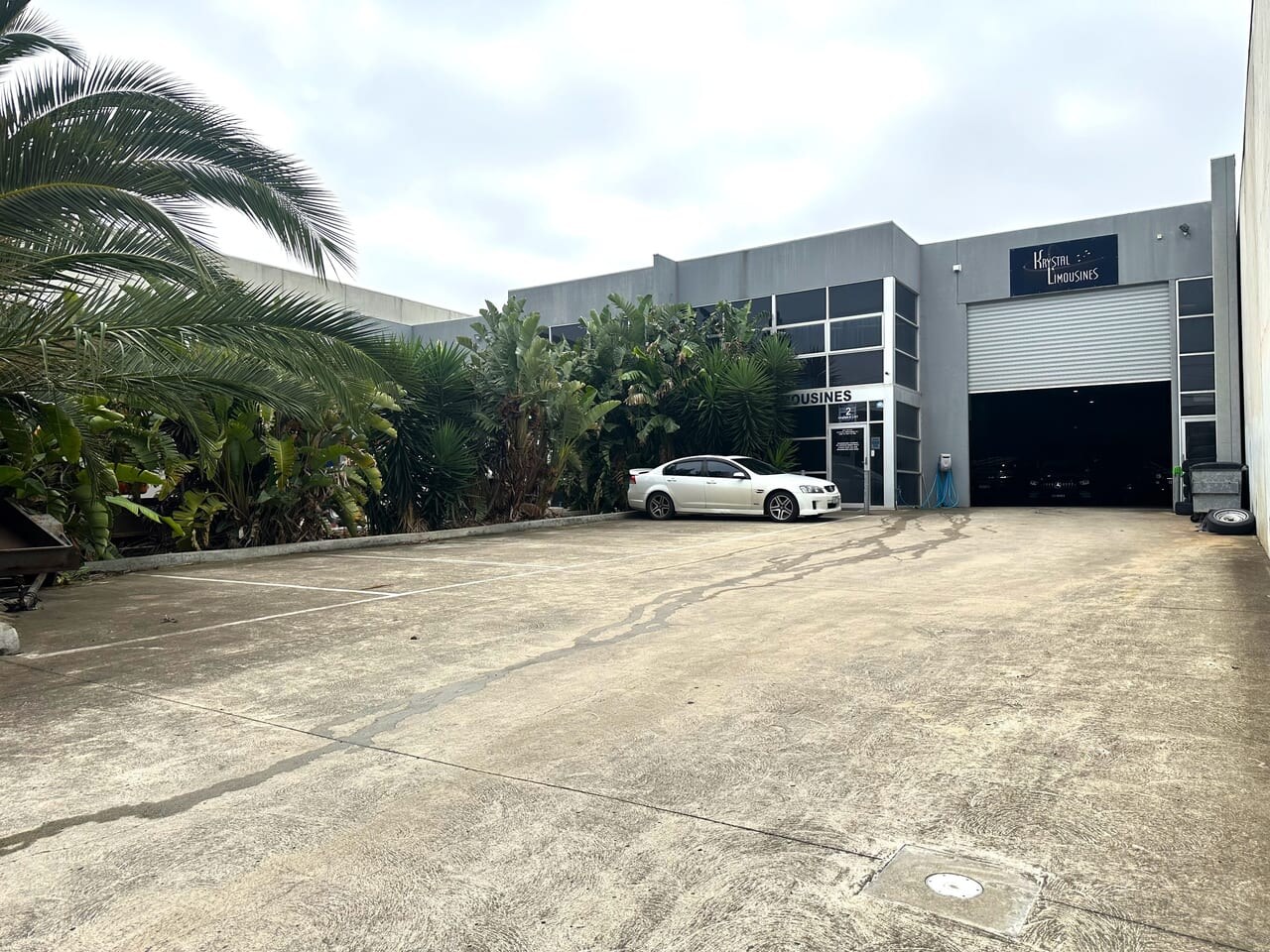 2 Hammer Ct, Hoppers Crossing for lease Primary Photo- Image 1 of 2
