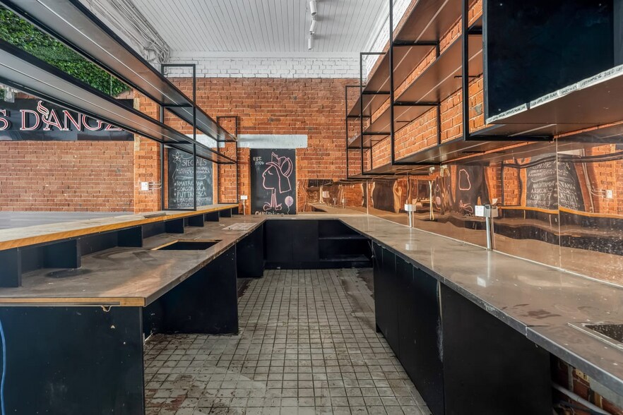 378 High St, Preston for sale - Interior Photo - Image 3 of 22