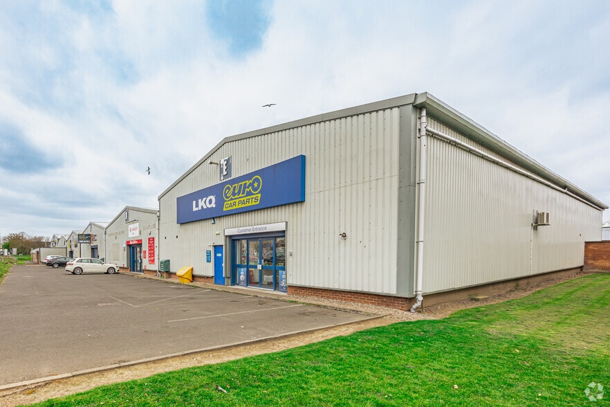 Etna Rd, Falkirk for lease - Building Photo - Image 2 of 2