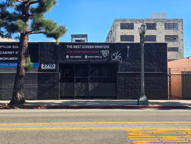 More details for 2700-2710 S Broadway, Los Angeles, CA - Industrial for Lease