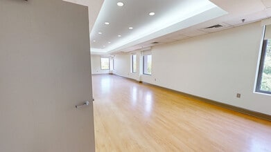 7777 Leesburg Pike, Falls Church, VA à louer Photo intérieure- Image 2 de 4