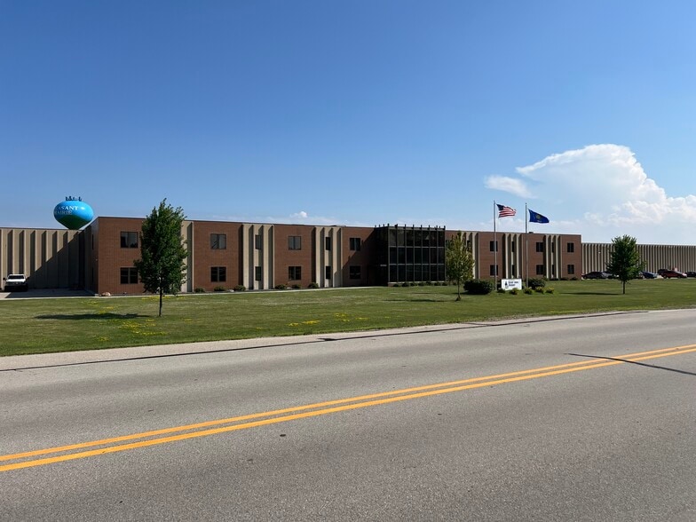 9201 Wilmot Rd, Pleasant Prairie, WI for lease - Building Photo - Image 3 of 9