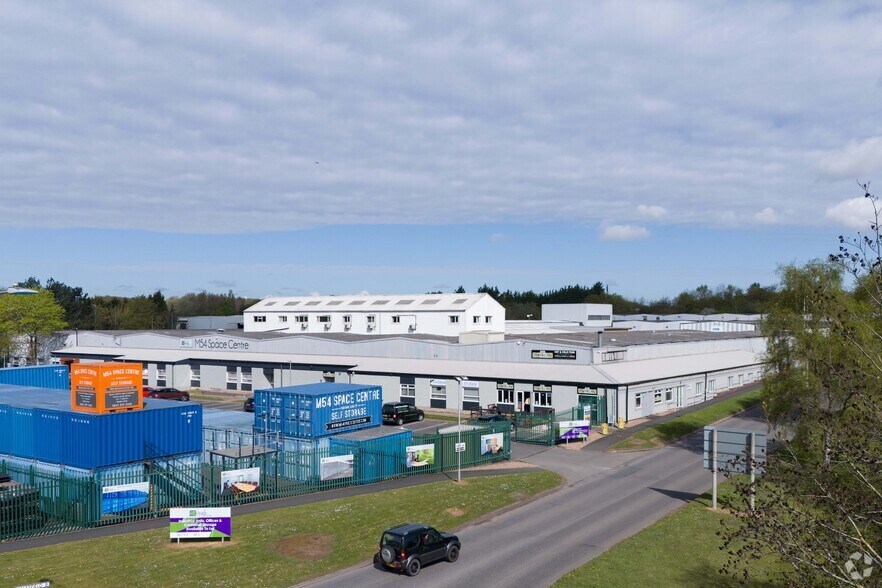 Unit 15a & 15b, M54 Space Centre, Halesfield 8, Madeley for lease - Building Photo - Image 1 of 7