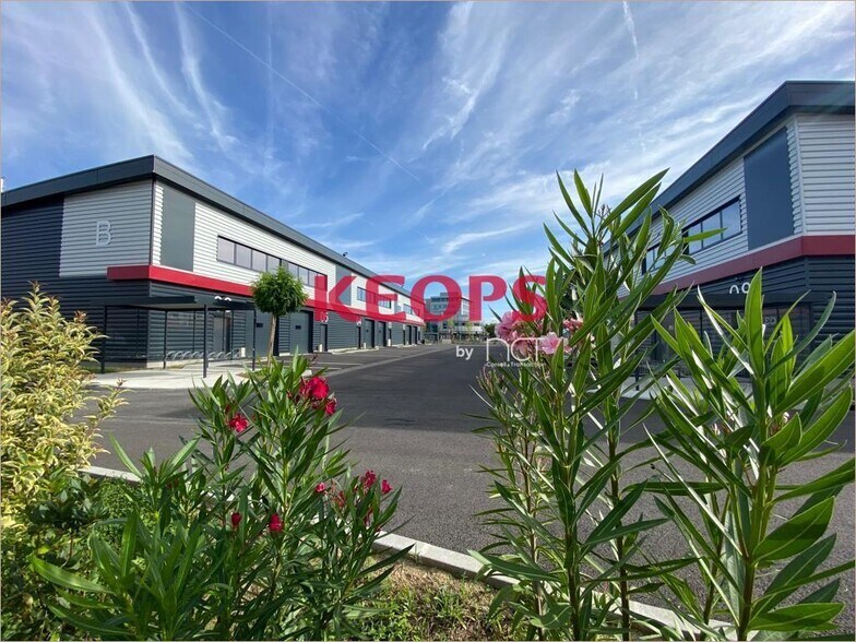 Flex dans Toulouse à louer - Photo du bâtiment - Image 1 de 5