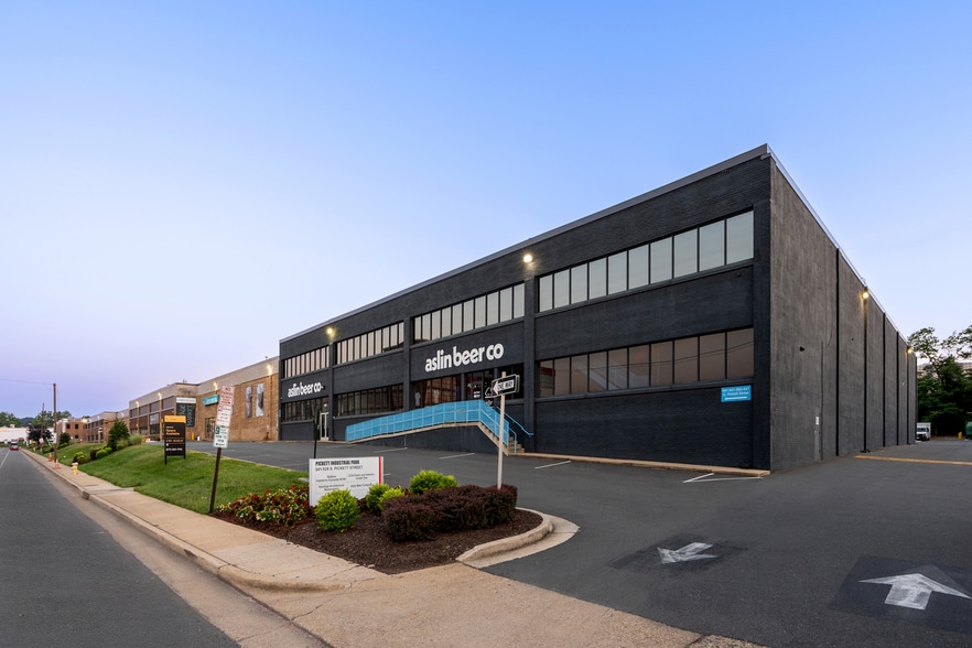 901-929 S Pickett St, Alexandria, VA for lease - Building Photo - Image 3 of 26