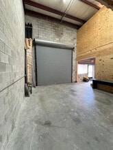 1547-1561 SE South Niemeyer Cir, Port Saint Lucie, FL for lease Interior Photo- Image 2 of 4