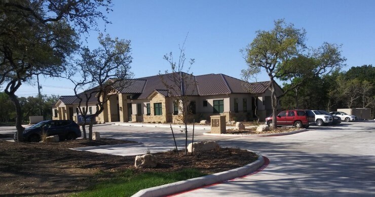 18875 Fm 2252, Garden Ridge, TX for lease Primary Photo- Image 1 of 4