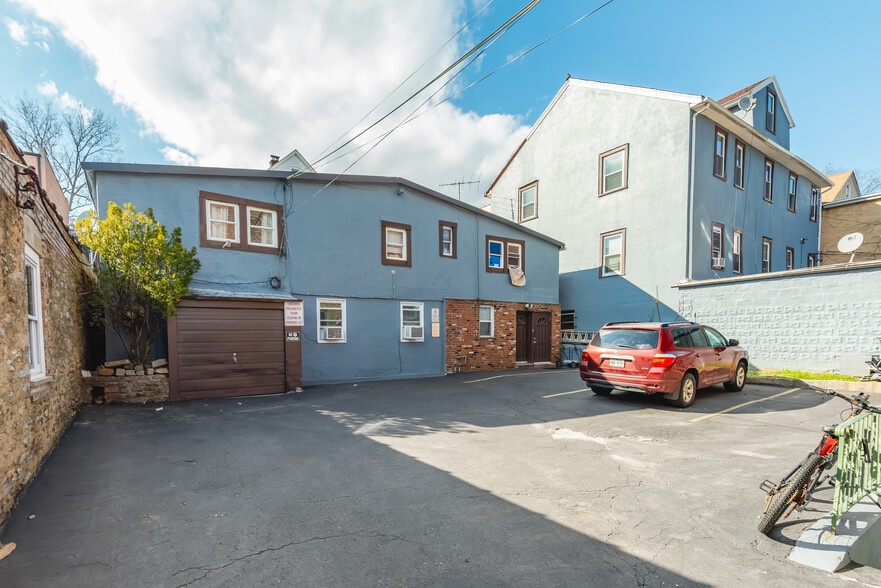 540-542 N High St, Mount, Mount Vernon, NY for sale - Building Photo - Image 2 of 5