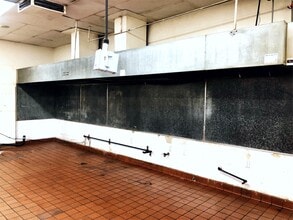 5535-5551 Balboa Blvd, Encino, CA for lease Interior Photo- Image 1 of 14