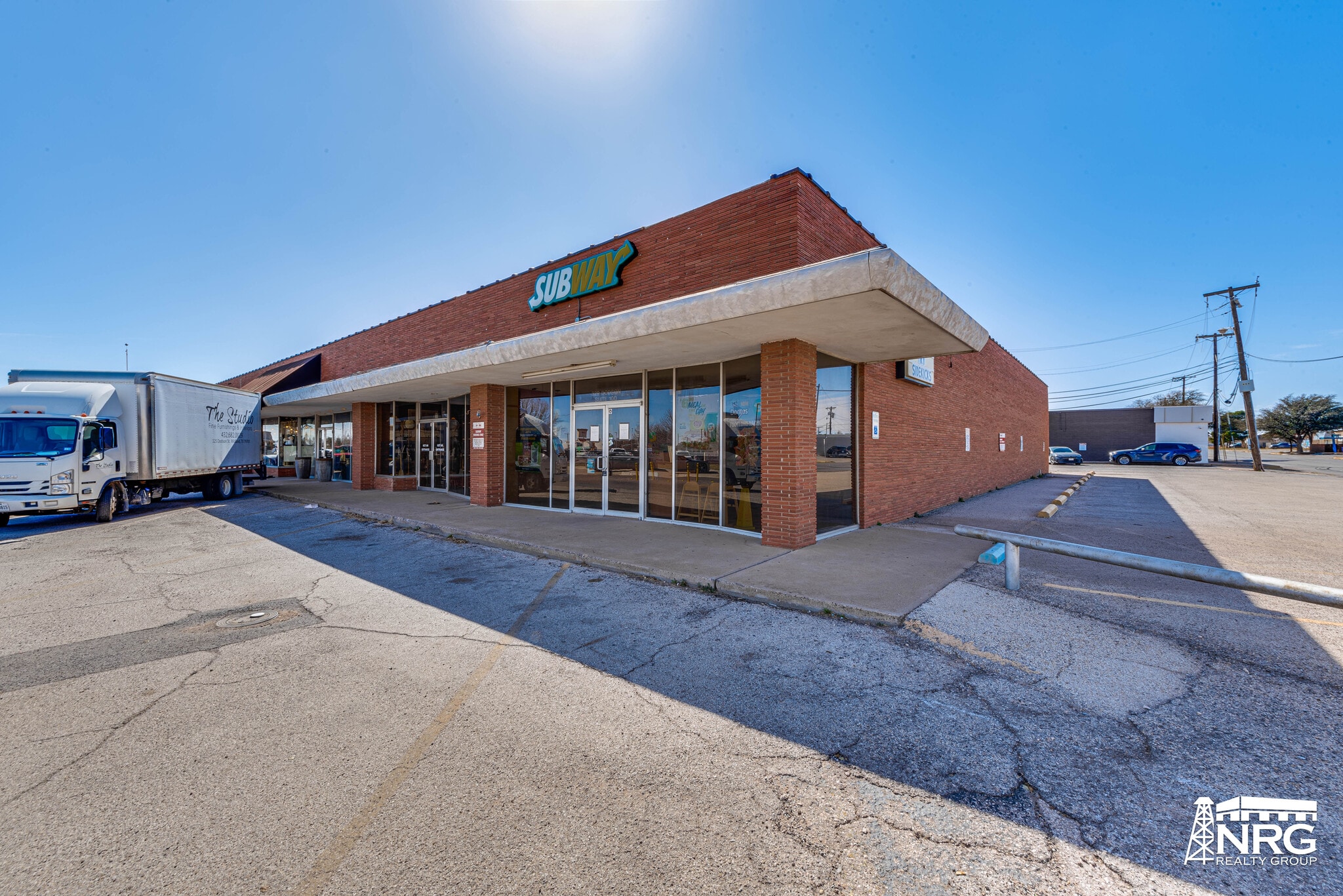 321-329 Dodson St, Midland, TX for lease Interior Photo- Image 1 of 1