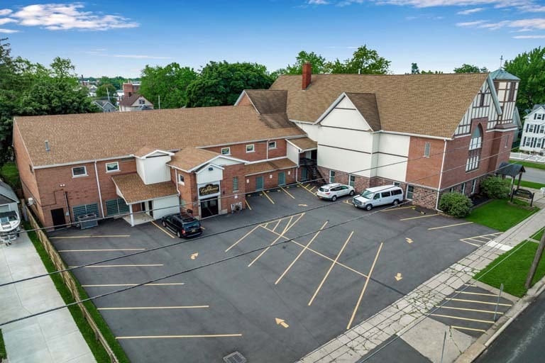 383 Wheatfield St, North Tonawanda, NY for sale - Building Photo - Image 1 of 19