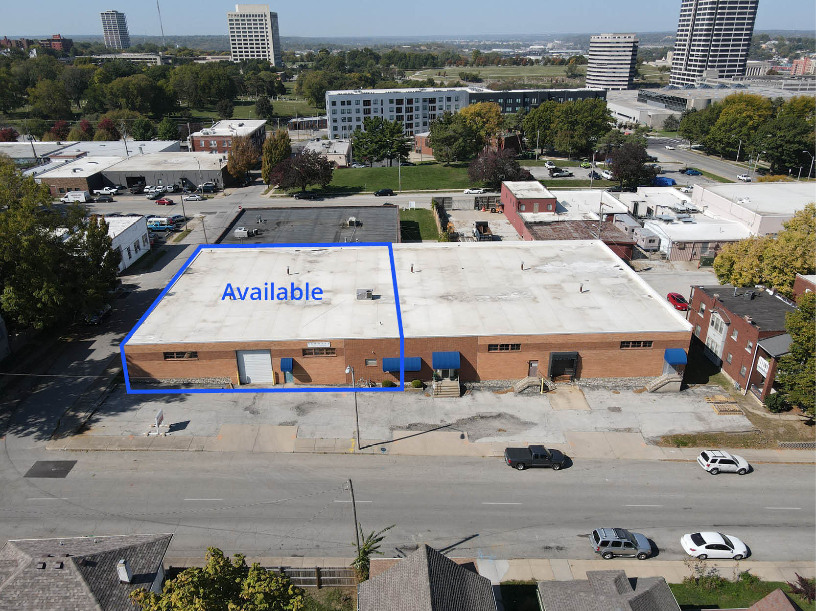 2718 Holmes St, Kansas City, MO for lease Building Photo- Image 1 of 7
