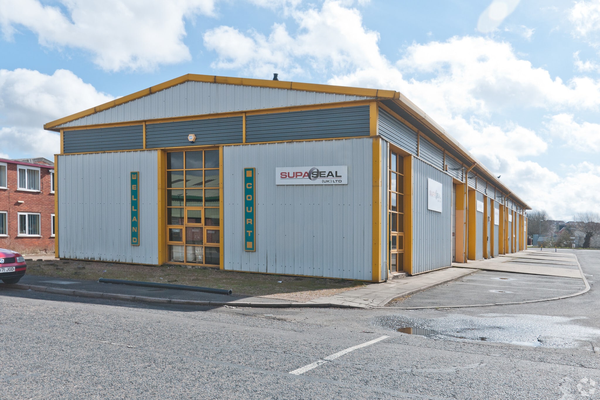 Unit B Welland Court, Riverside Industrial Estate, Market Harborough for lease Building Photo- Image 1 of 5
