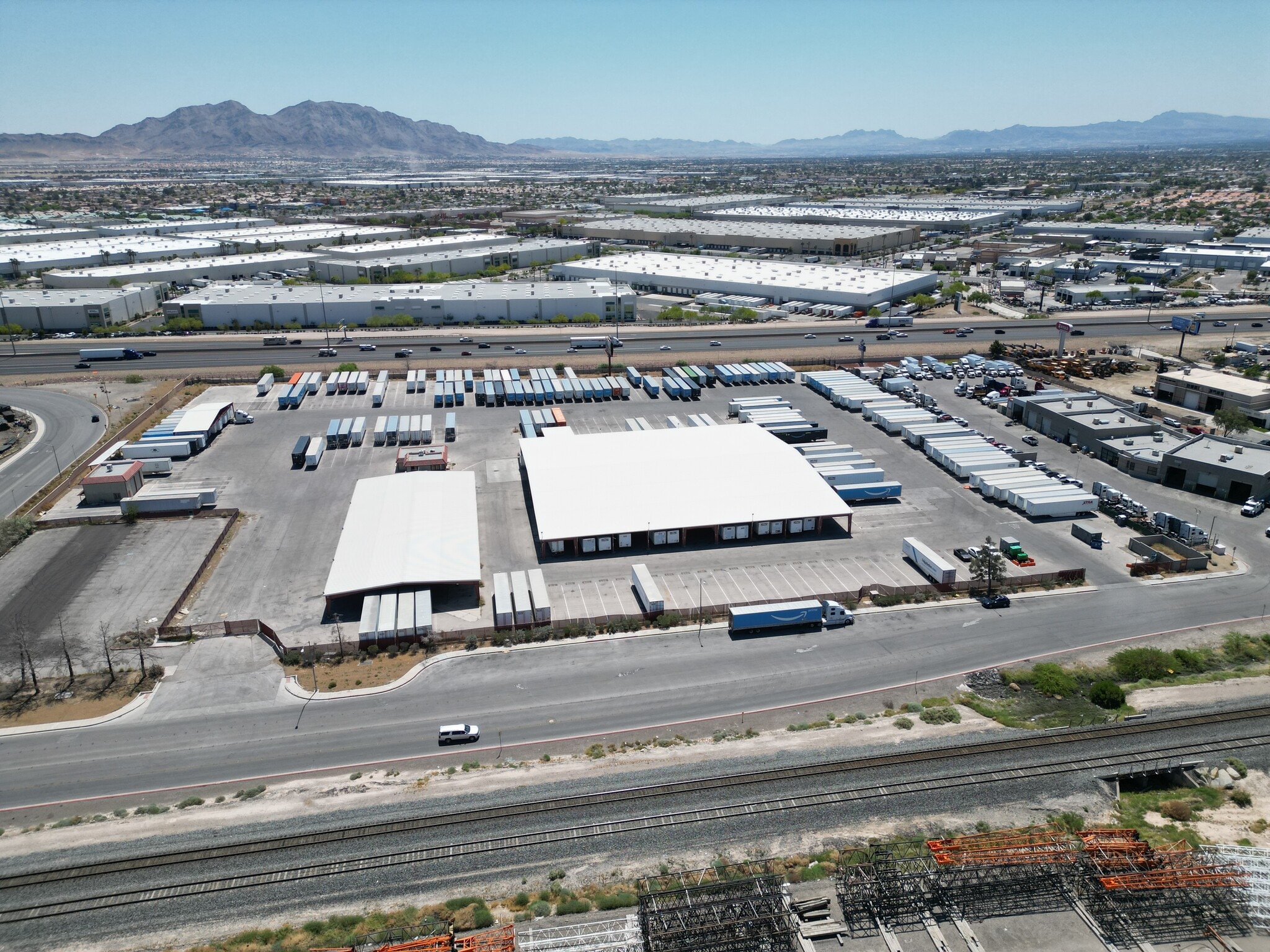 4220 Donovan Way, North Las Vegas, NV for lease Primary Photo- Image 1 of 3