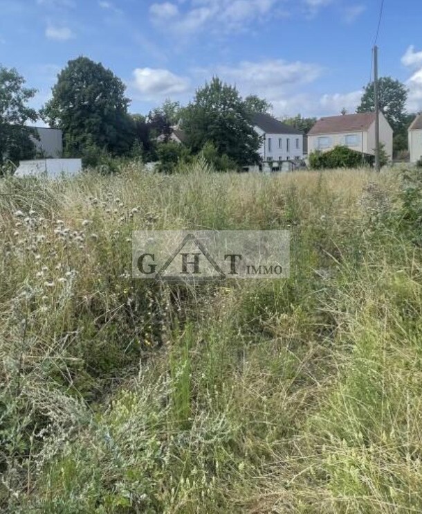 Land in Villecresnes for sale Building Photo- Image 1 of 5