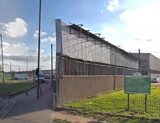 Plus de détails pour 35 South Access Rd, Londres - Industriel à vendre