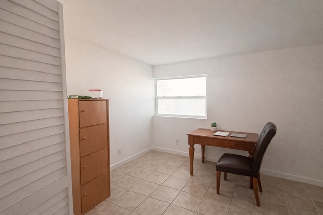 714 1st Ave SW, Largo, FL for sale - Interior Photo - Image 2 of 18