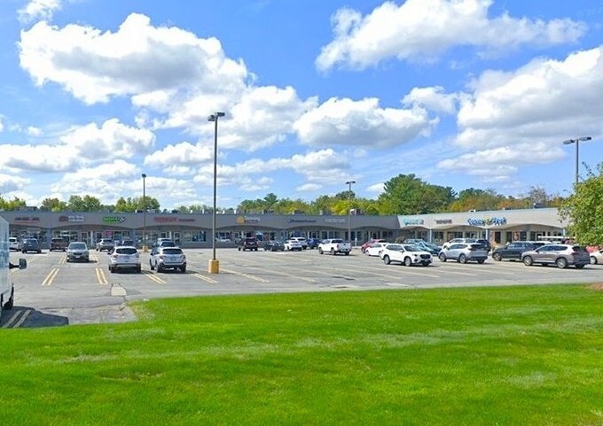 650 Amherst St, Nashua, NH for lease - Building Photo - Image 1 of 8