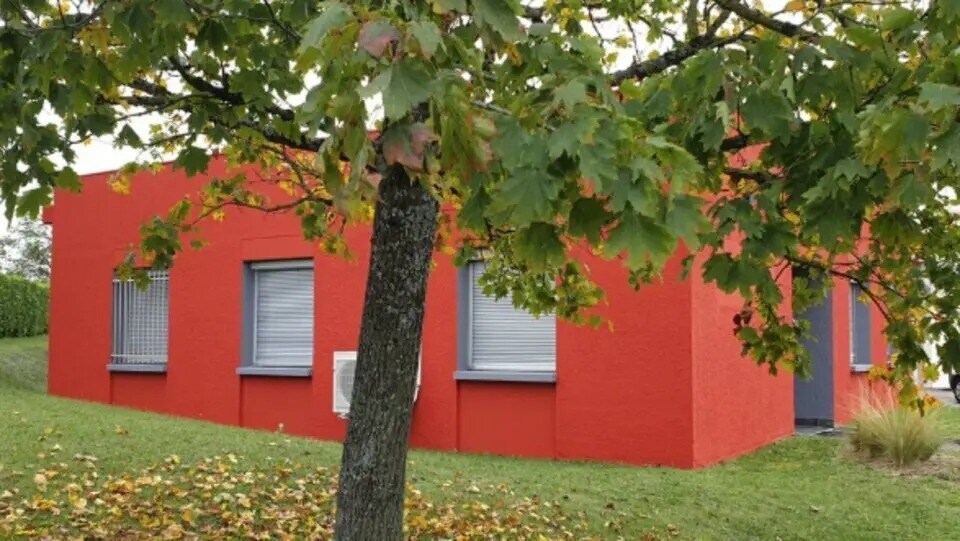 Bureau dans Rillieux-la-Pape à louer - Photo du bâtiment - Image 1 de 2