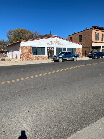 1118 National Ave, Las Vegas, NM for sale - Primary Photo - Image 1 of 15