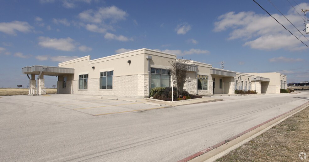2025 Memory Ln, Harker Heights, TX à louer - Photo du bâtiment - Image 3 de 4