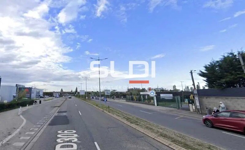 Retail in Saint-Priest for lease Aerial- Image 1 of 3