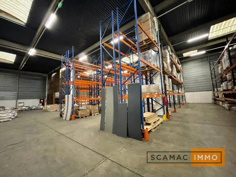 Office in Wissous for lease - Building Photo - Image 2 of 6