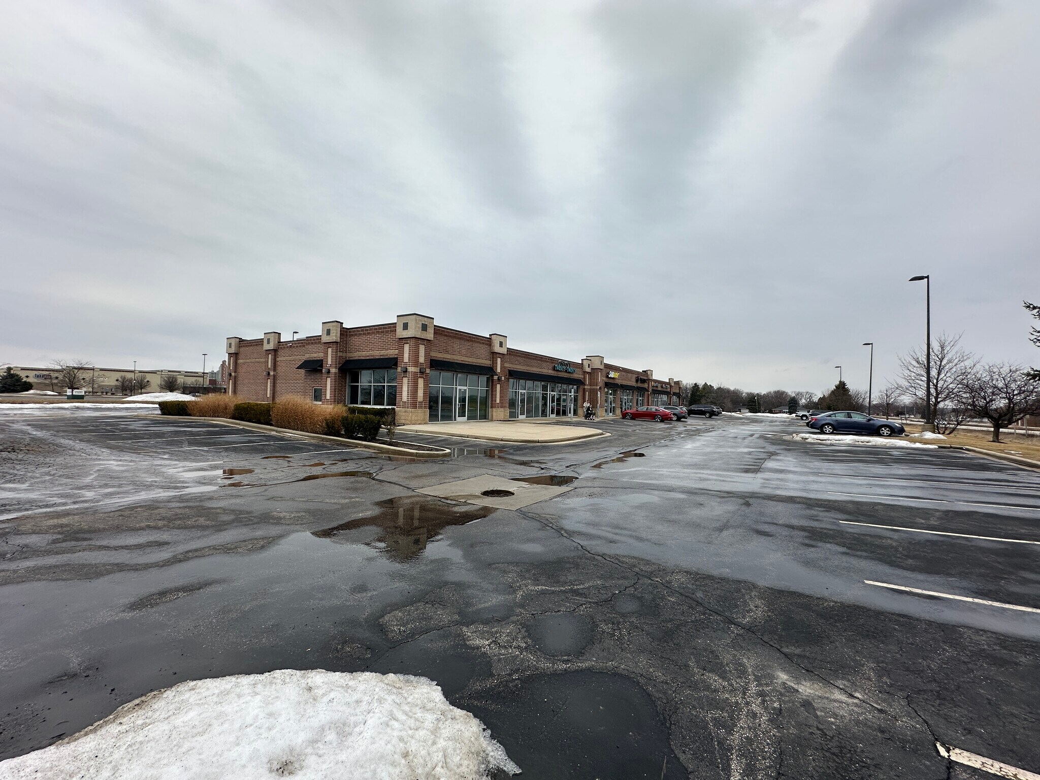 10351 Washington Ave, Sturtevant, WI for lease Building Photo- Image 1 of 10
