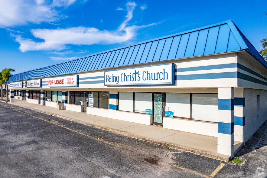 39310-39348 US Highway 19, Tarpon Springs, FL à louer - Photo du bâtiment - Image 2 de 6